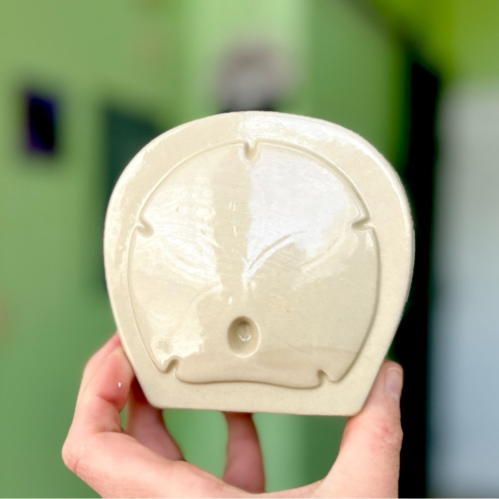 VTG Beautiful Nautical Beach Seashell + Sand Dollar Kitchen Napkin Holder - Picture 3 of 7